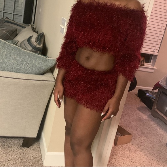 JLUXLABEL Other - Two-Piece Shaggy Short Set